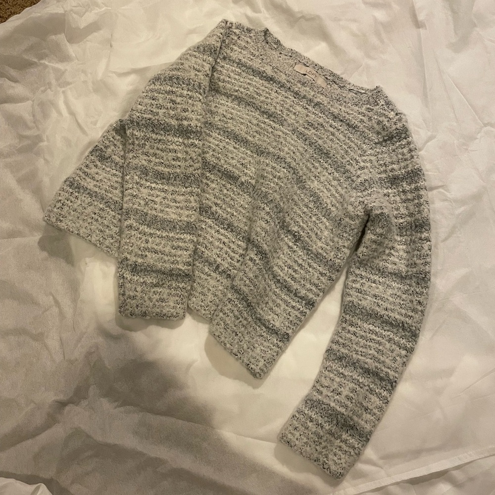 LOFT Gray Crew Neck Sweater with Ribbed Detailing